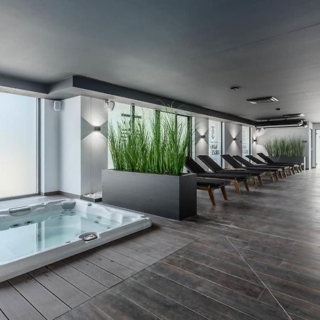 Onholiday Apartamenty Ze Strefa Relax & Fun, Ul Lwowska 12 كولوبرزيغ المظهر الخارجي الصورة